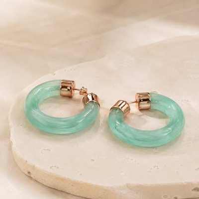 Pendientes de aro en color verde menta