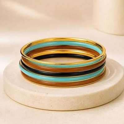 Conjunto de pulseras rígidas esmaltadas