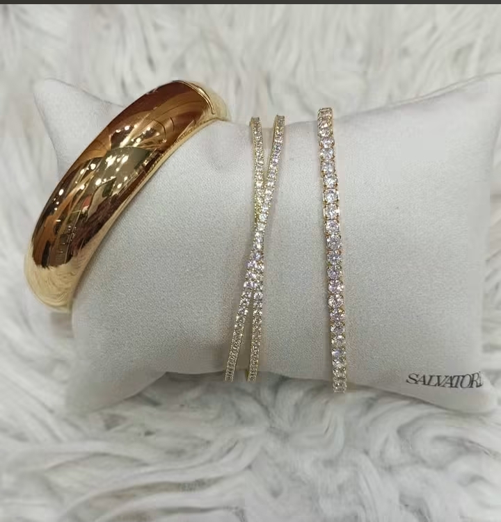 Brazalete dorado ancho